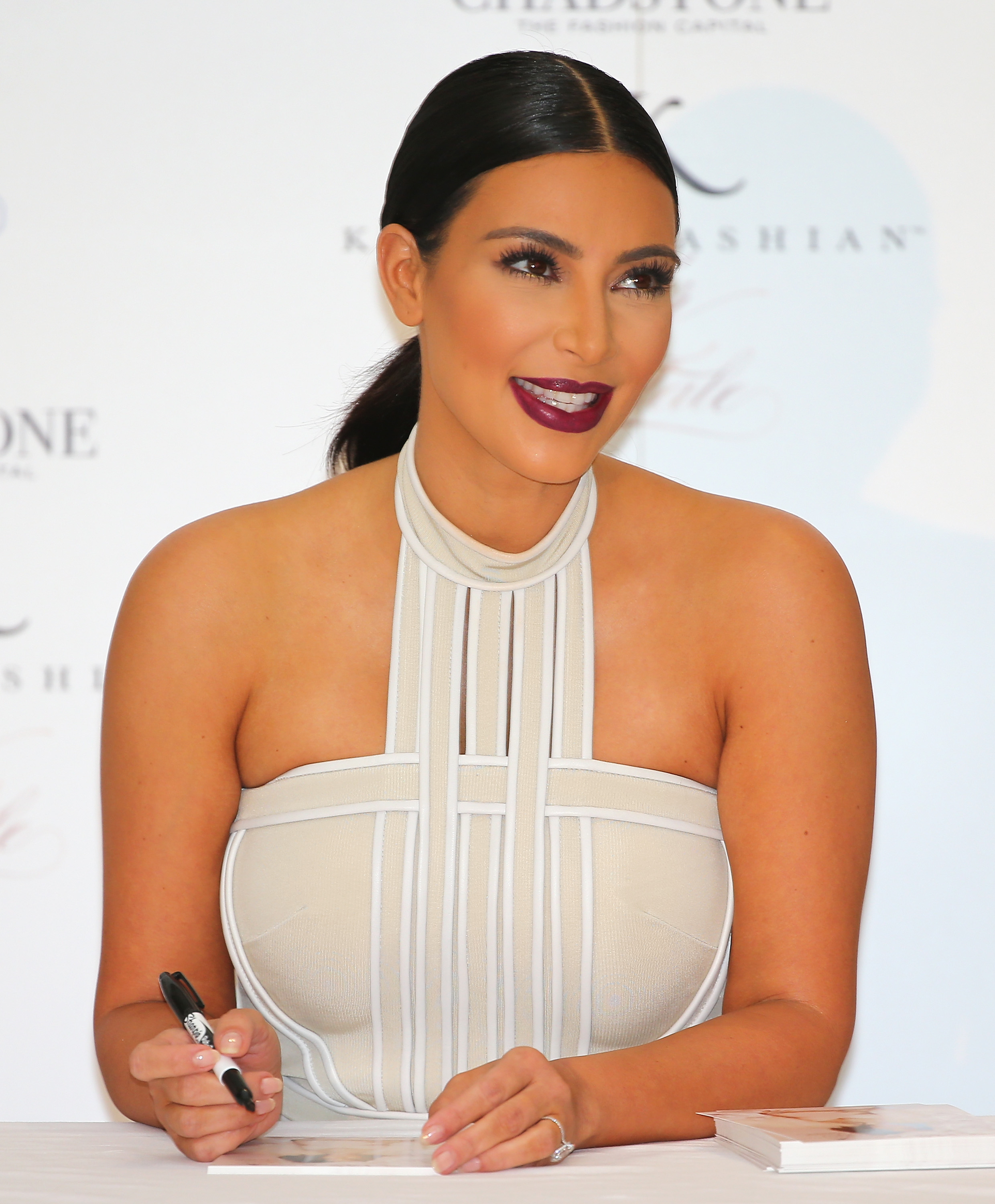 Access_Kardashian_025.jpg