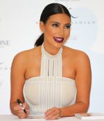 Access_Kardashian_025.jpg