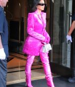 Access_Kardashian_04.jpg