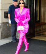 Access_Kardashian_05.jpg