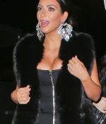 Access_Kardashian_01.jpg