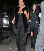 Access_Kardashian_03.jpg
