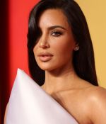 Access_Kardashian_08.jpg