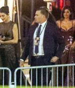 Access_Kardashian_001~1.JPG