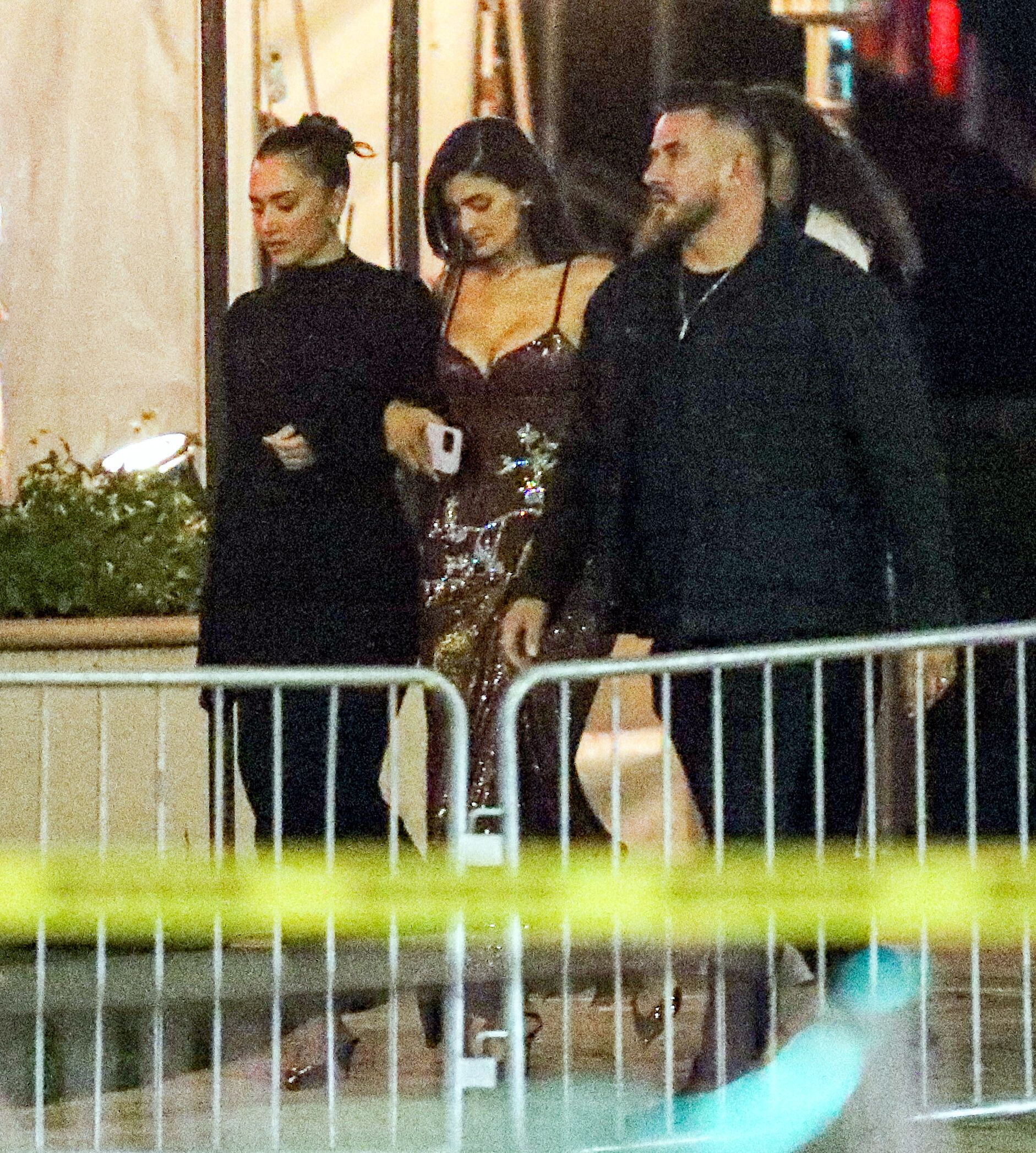 Access_Kardashian_011~1.JPG