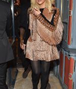 Access_Kardashian_02.jpg