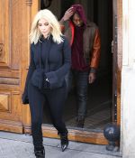 Access_Kardashian_01.jpg