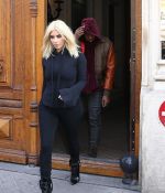 Access_Kardashian_02.jpg