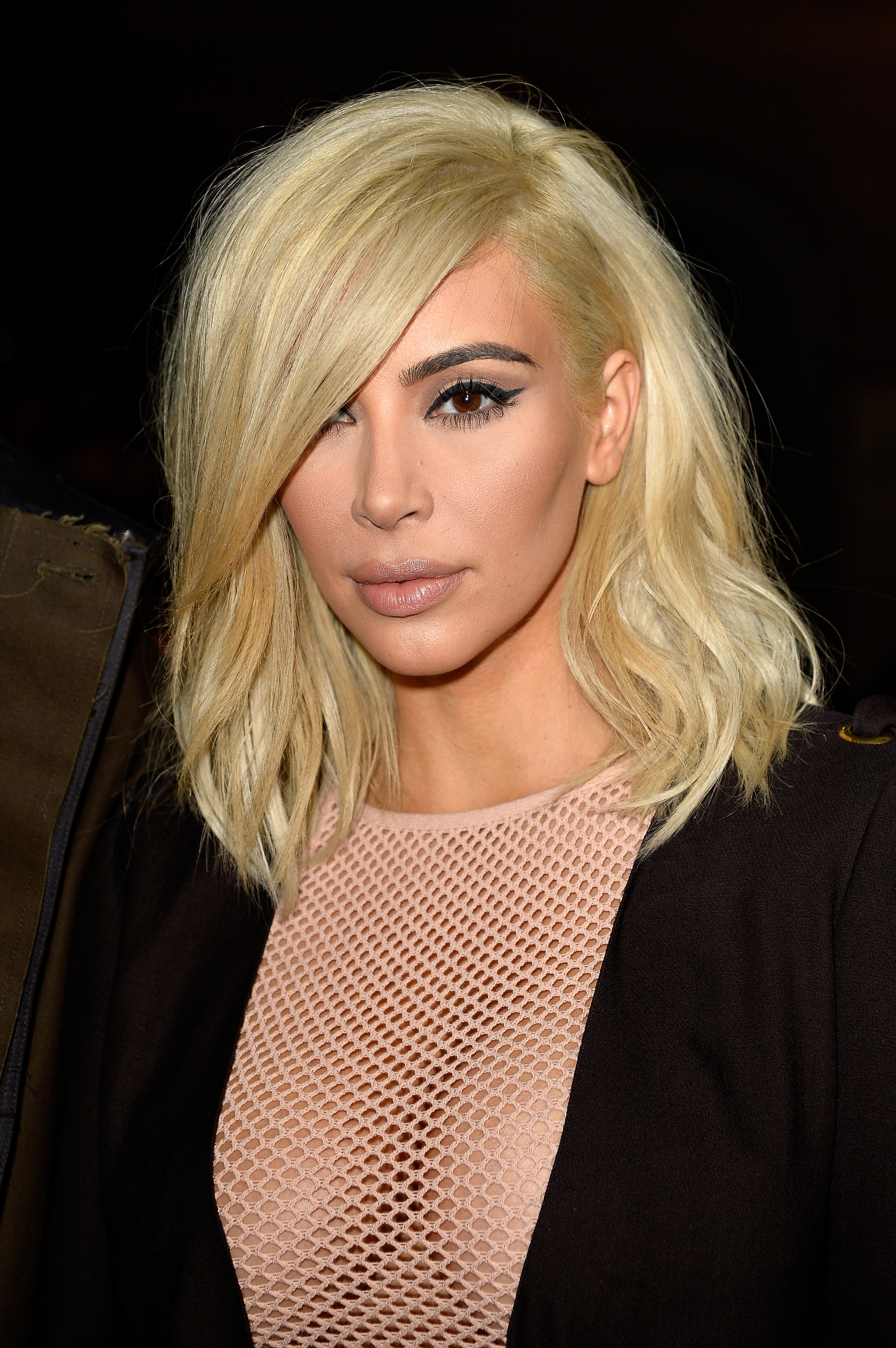 Access_Kardashian_05.jpg