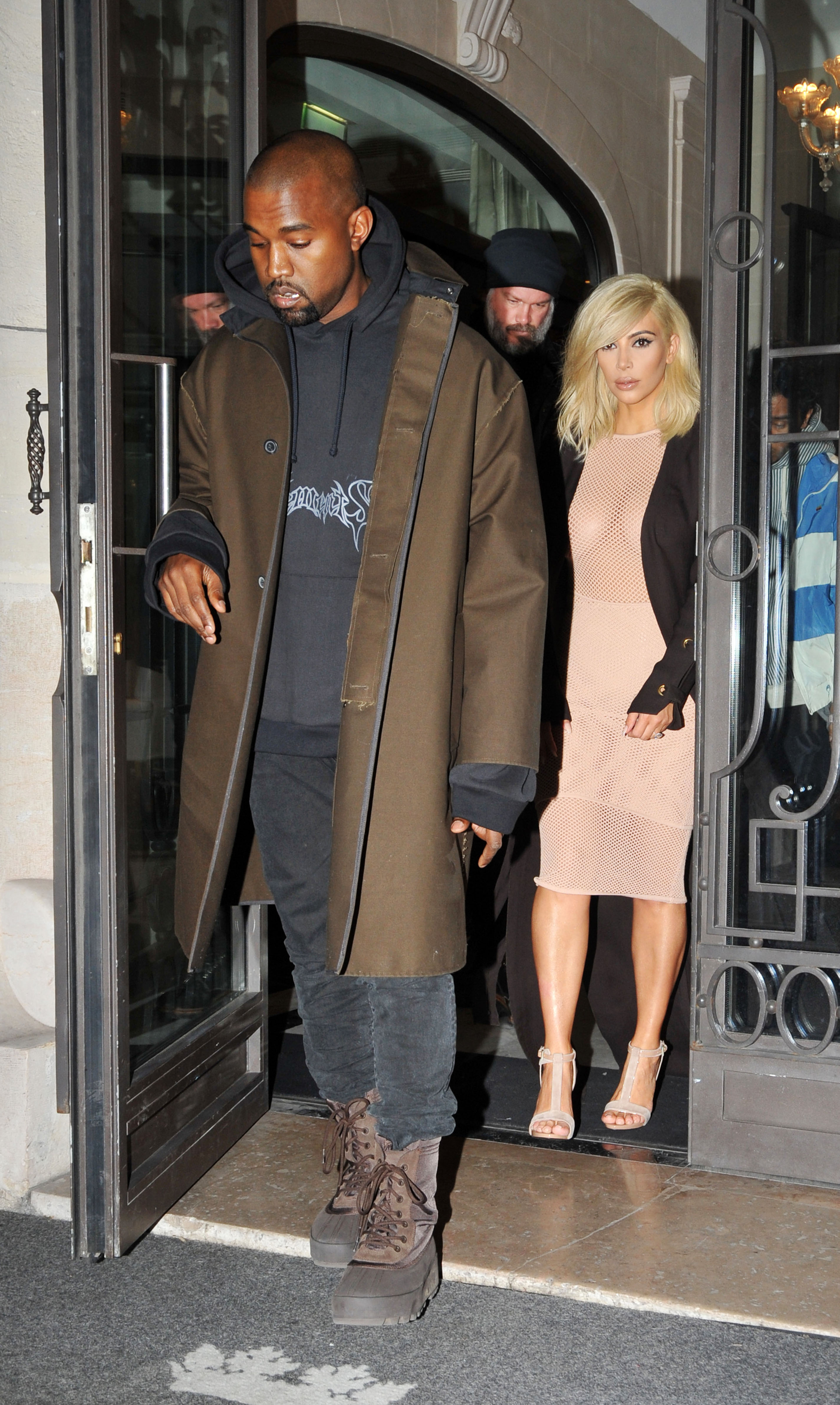 Access_Kardashian_03.jpg