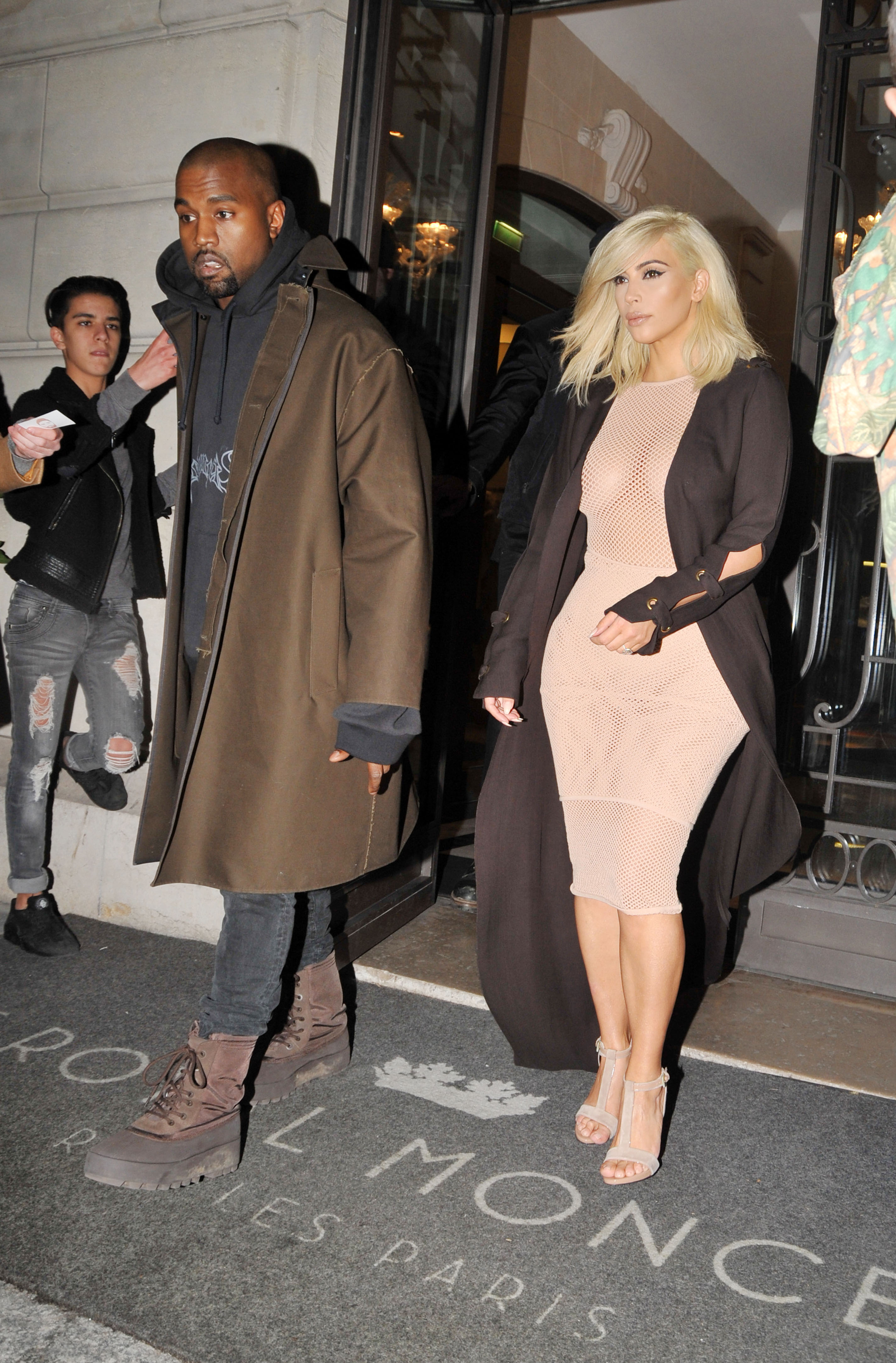 Access_Kardashian_04.jpg