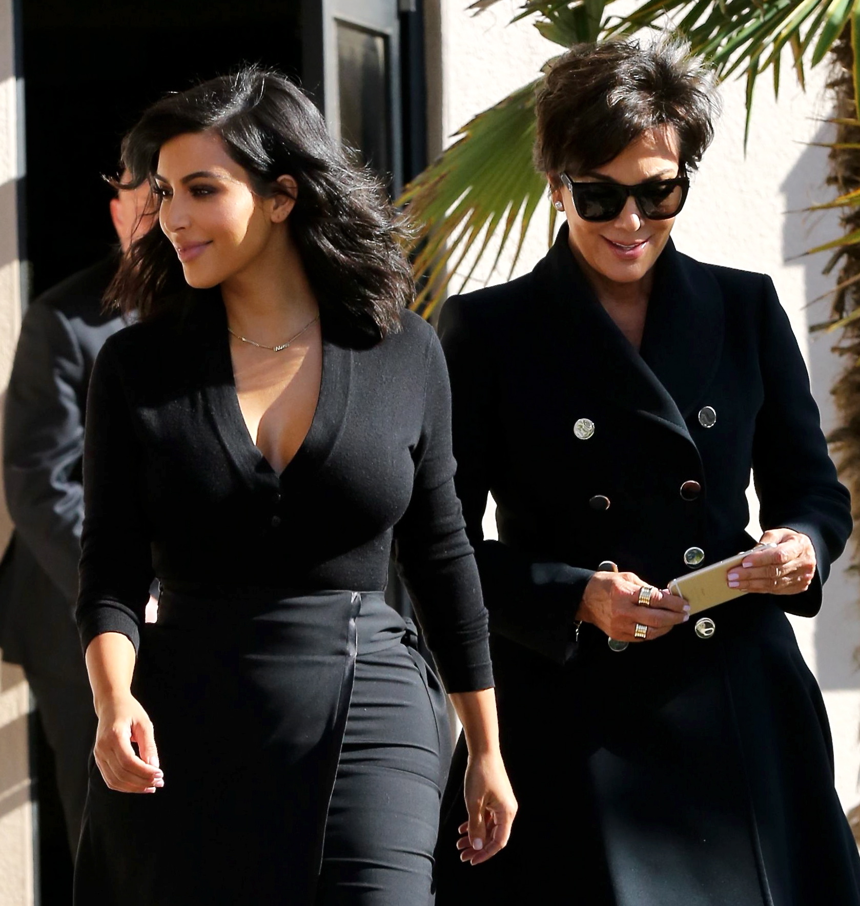 Access_Kardashian_07.jpg