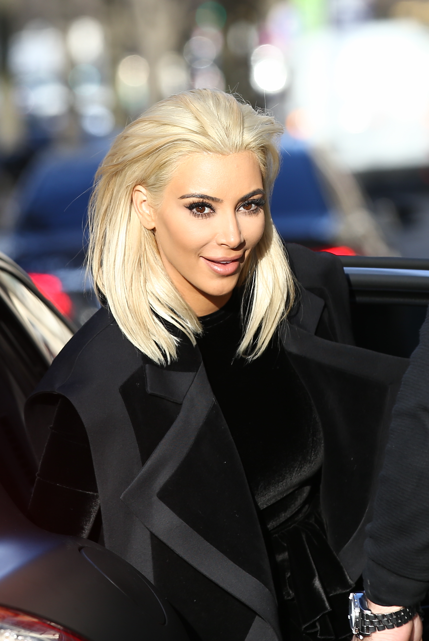 Access_Kardashian_01.jpg