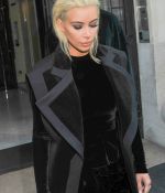 Access_Kardashian_04.jpeg