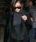 Access_Kardashian_06.jpg
