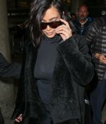 Access_Kardashian_07.jpg