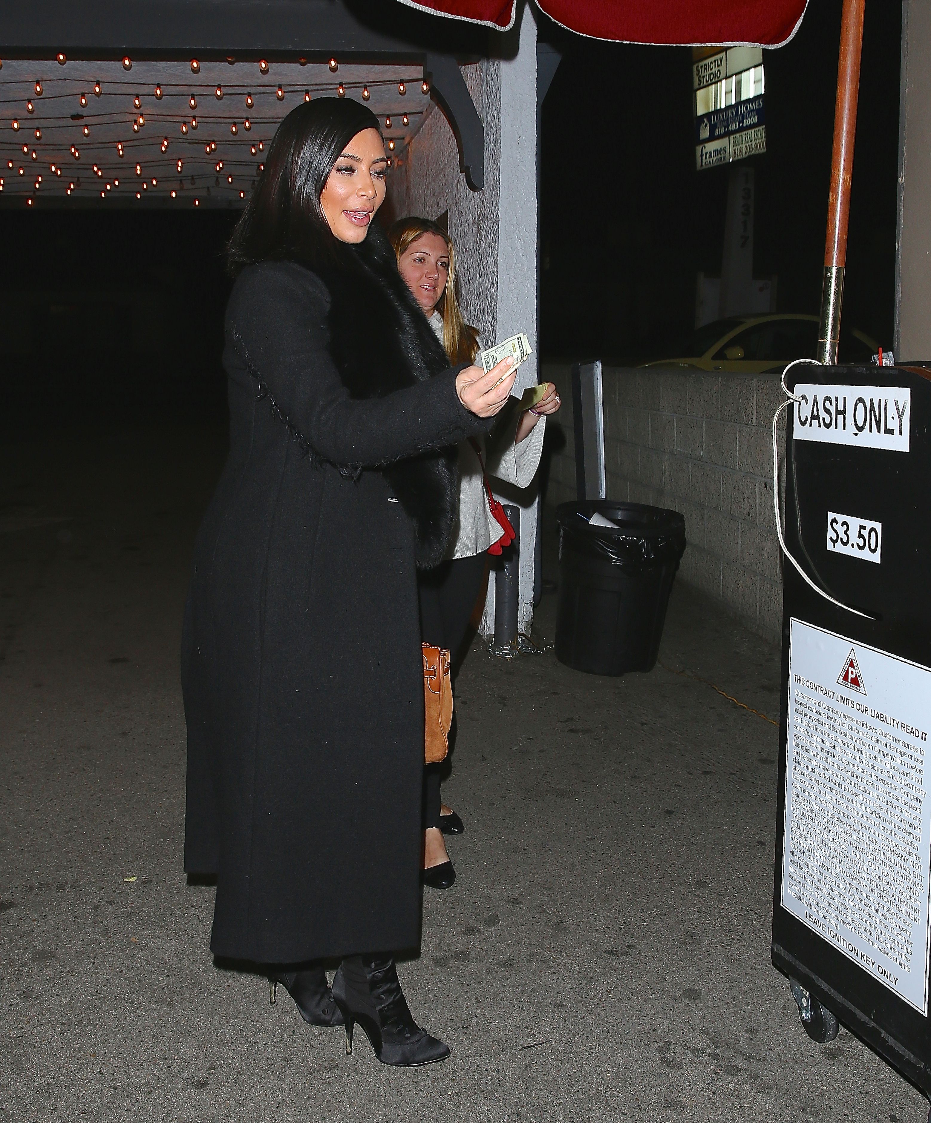Access_Kardashian_030.jpg