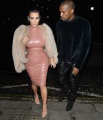 Access_Kardashian_06.jpg