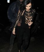 Access_Kardashian_09.jpg