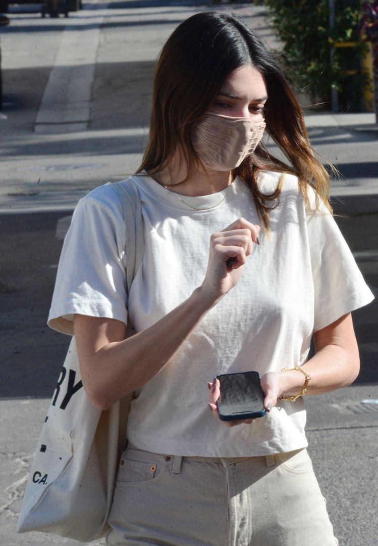 Access_Kardashian_001.jpg