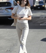 Access_Kardashian_160.jpg