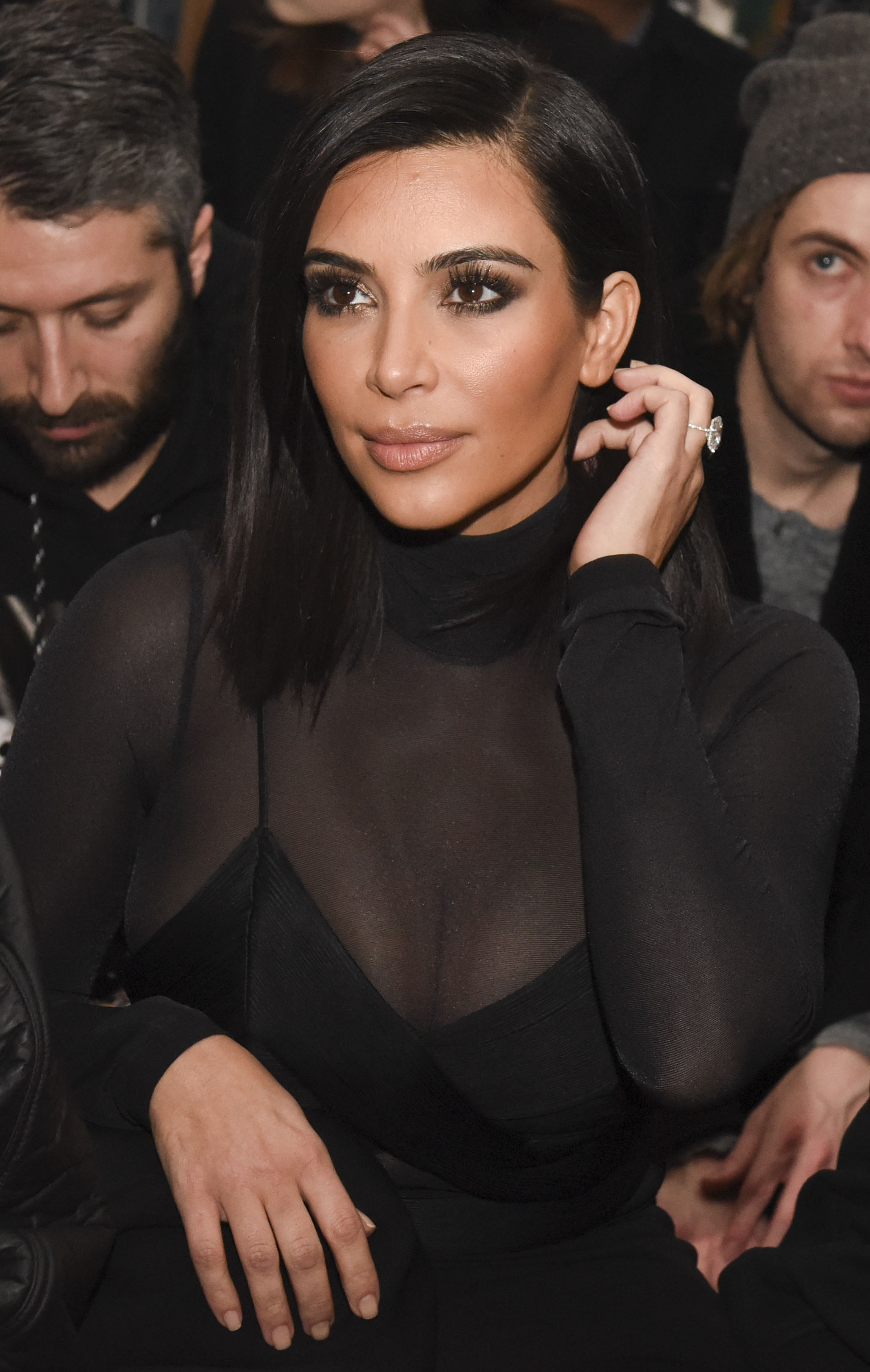Access_Kardashian_03.jpg