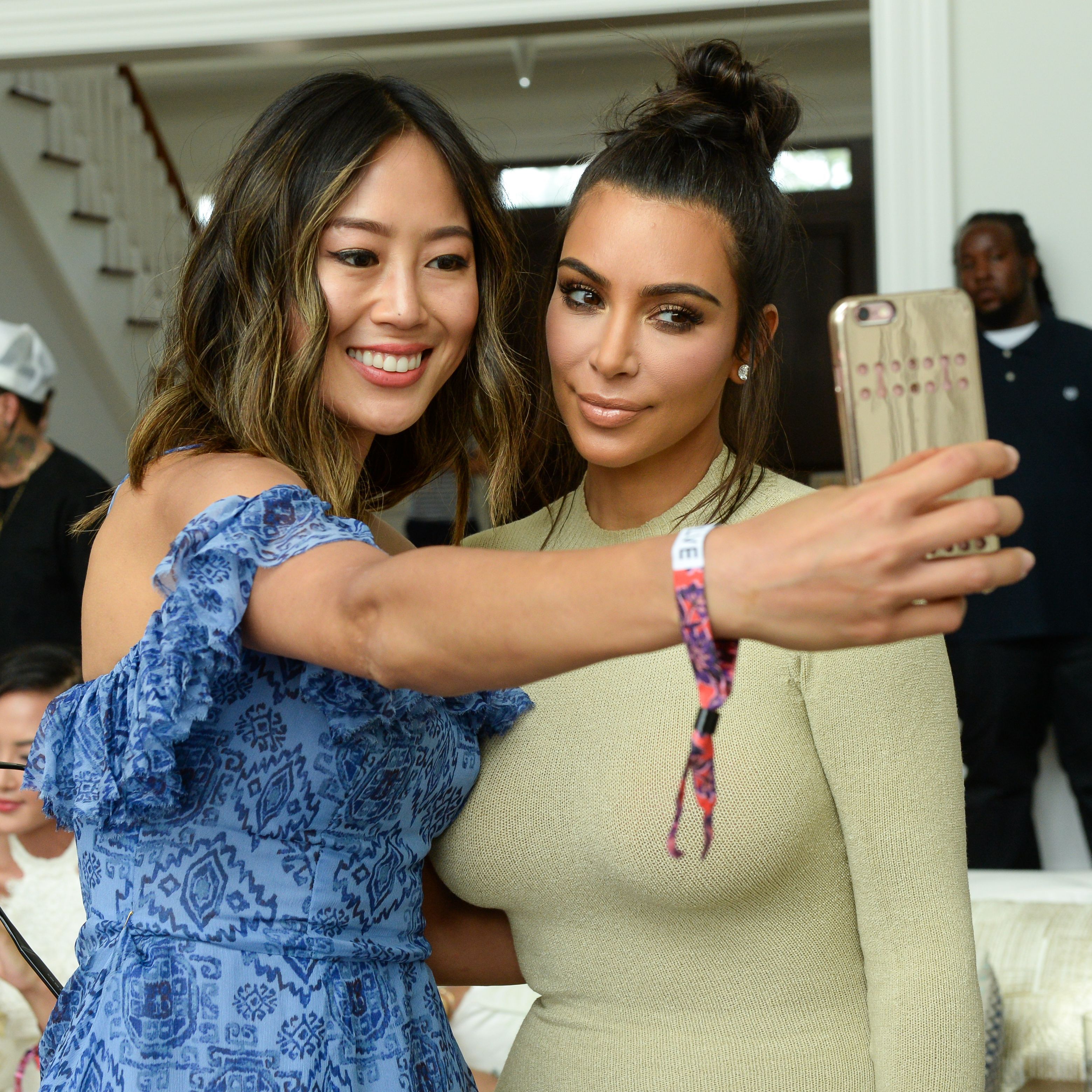 Access_Kardashian_08.jpg