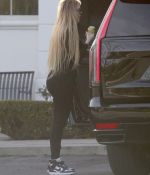 Access_Kardashian_05.jpg
