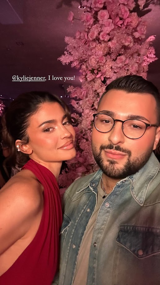 Access_Kardashian_05.jpg