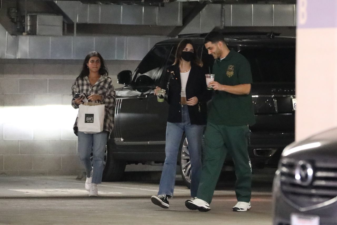 Access_Kardashian_004.jpg
