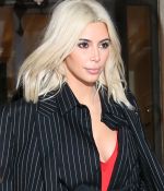 Access_Kardashian_06.jpg