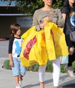 Access_Kardashian_08.jpg
