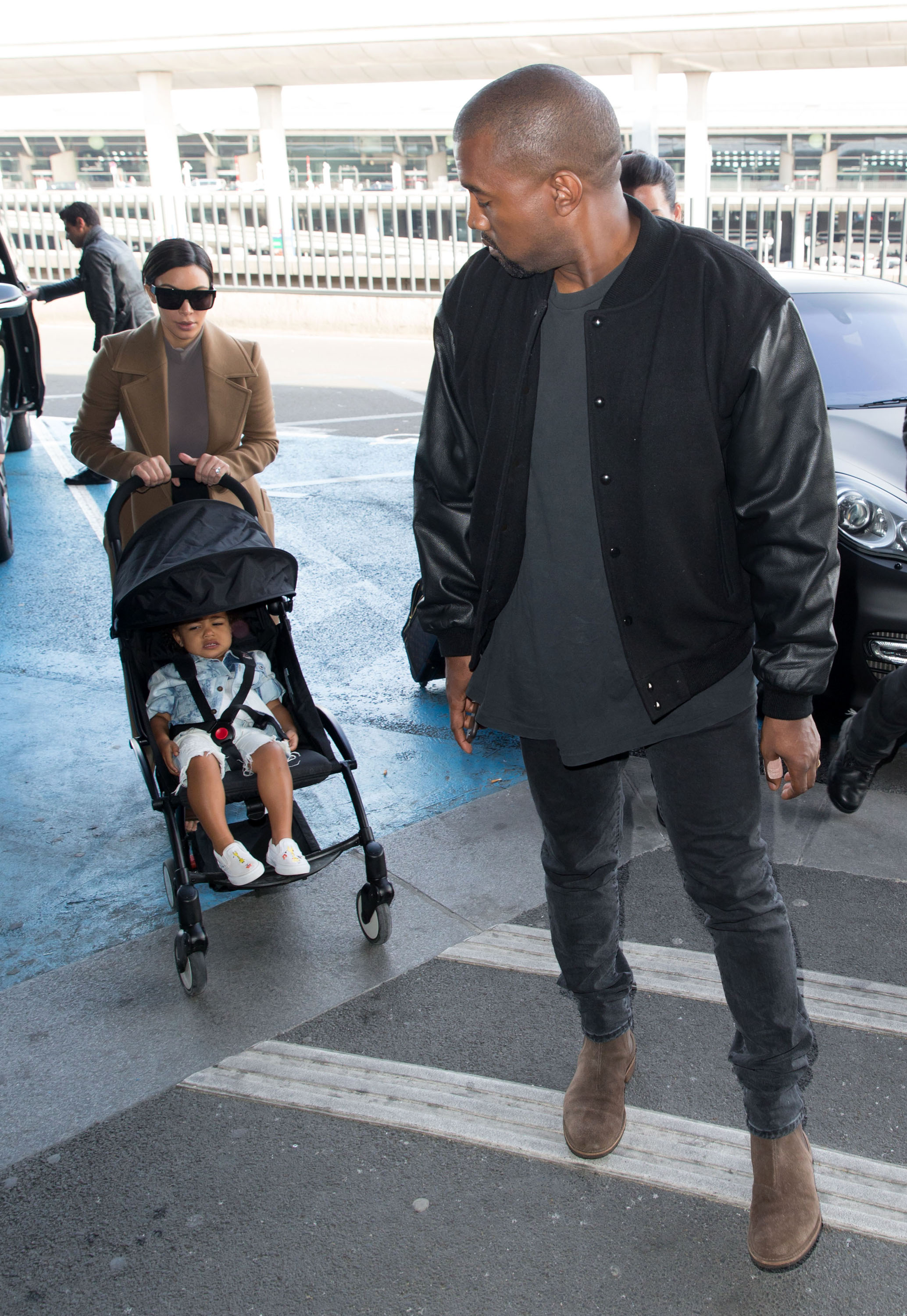 Access_Kardashian_04.jpg
