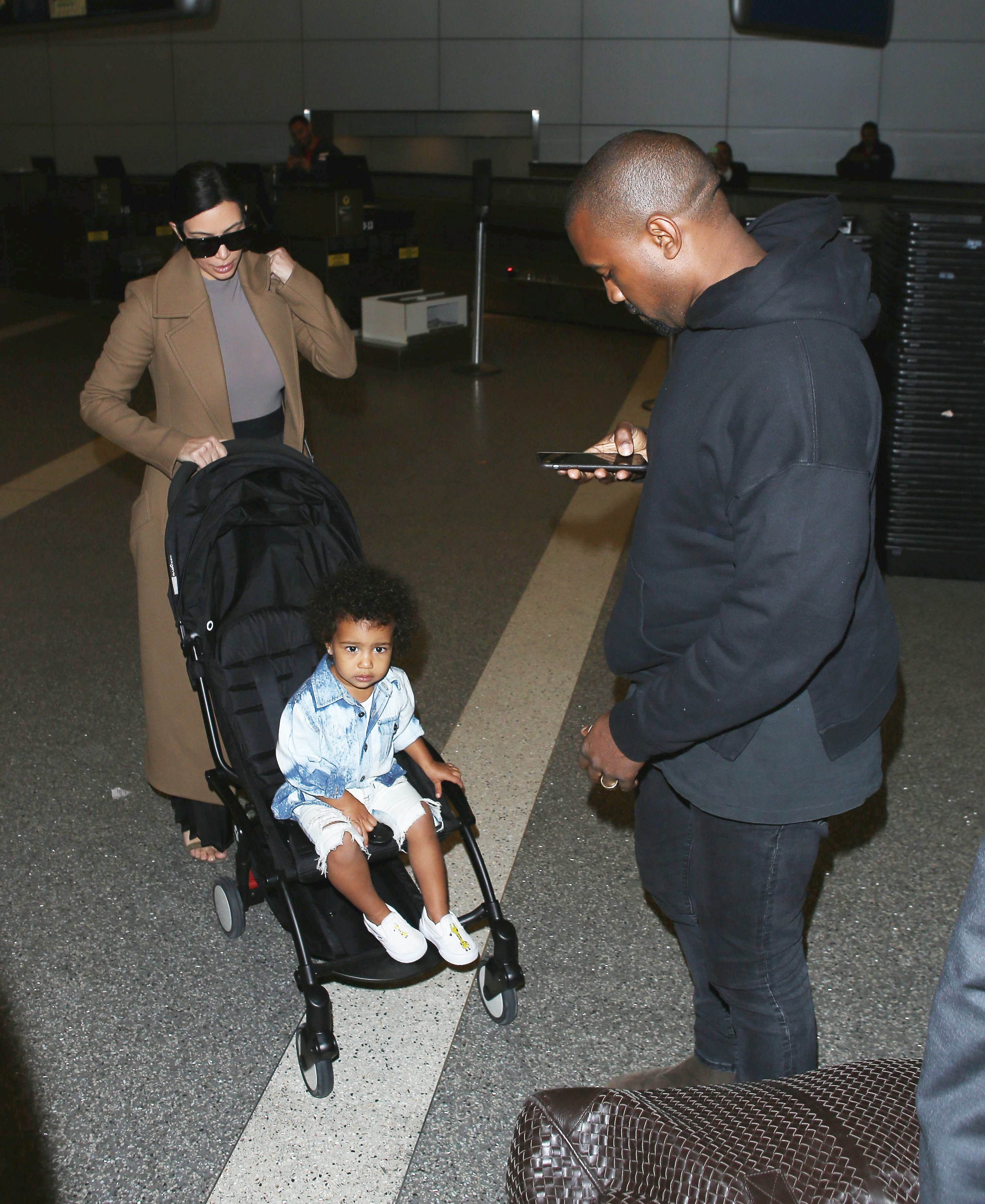 Access_Kardashian_02.jpg