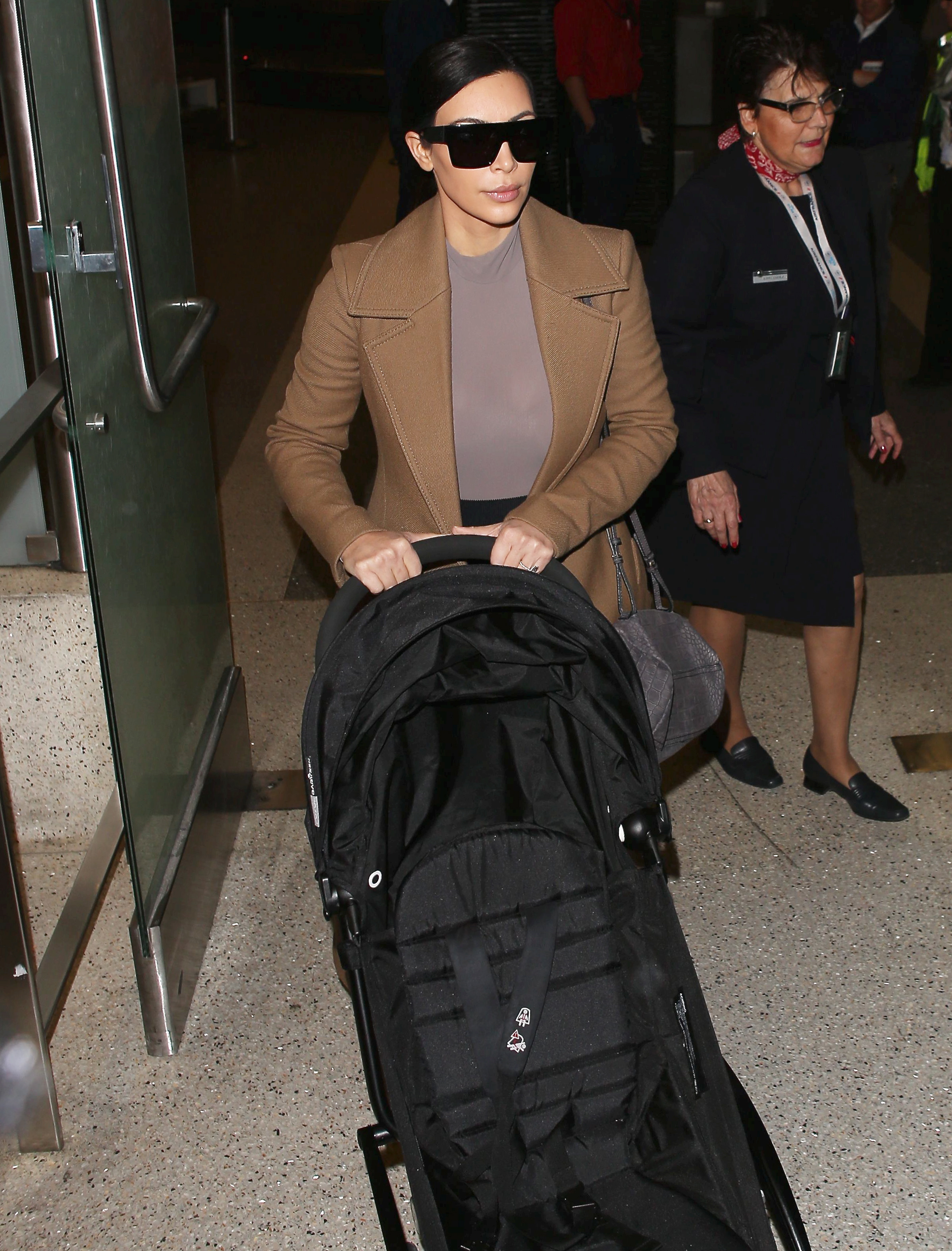Access_Kardashian_03.jpg