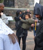Access_Kardashian_05.jpg