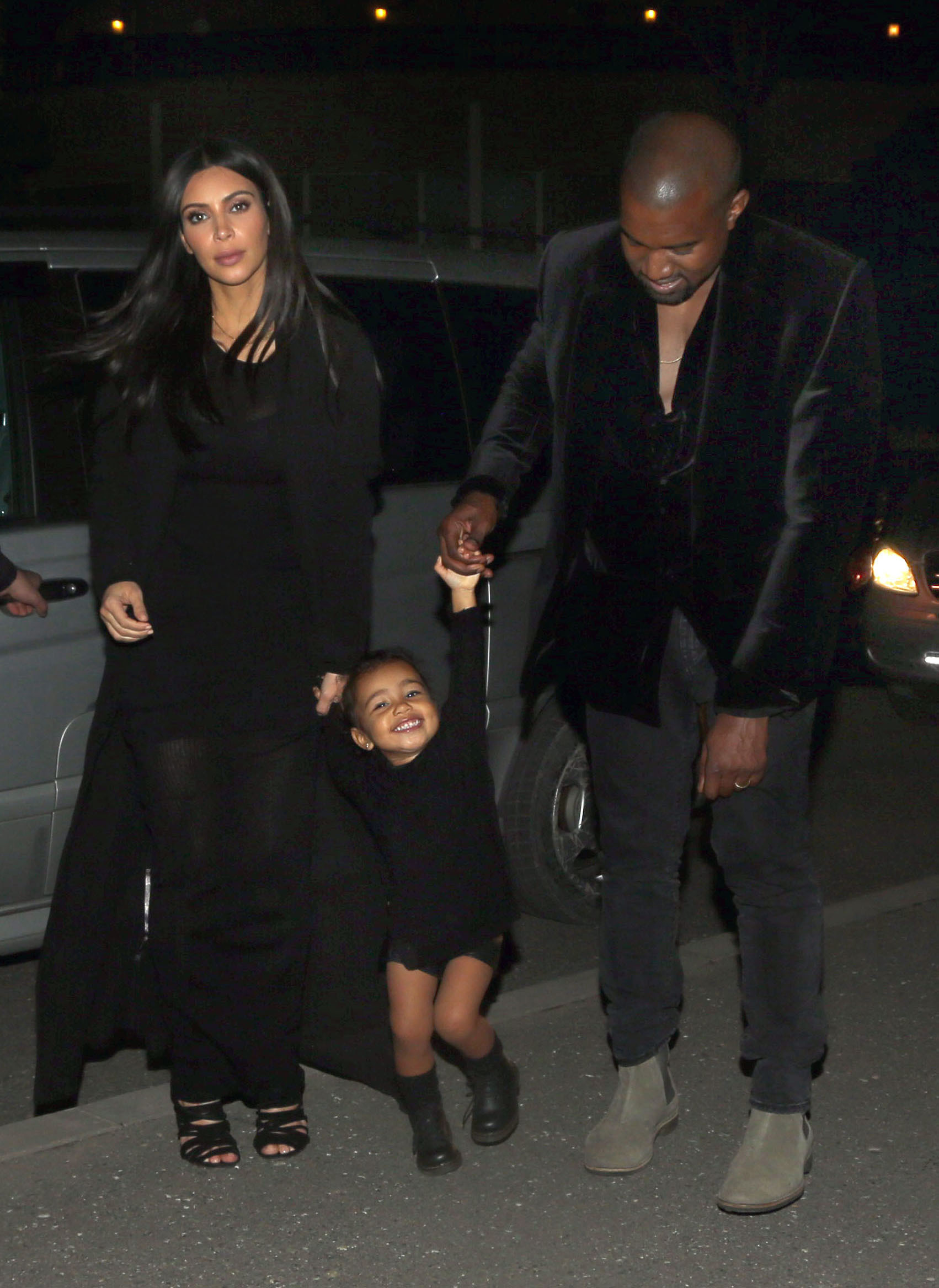 Access_Kardashian_03.jpg