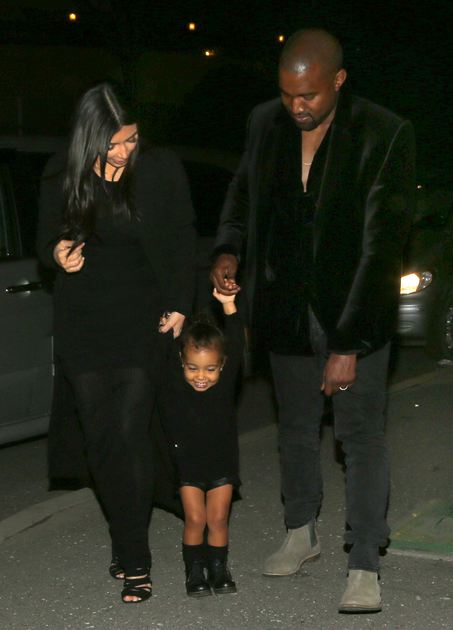 Access_Kardashian_05.jpg