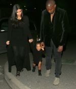 Access_Kardashian_019.jpg
