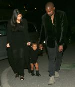 Access_Kardashian_06.jpg