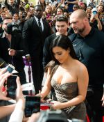 Access_Kardashian_08.jpg