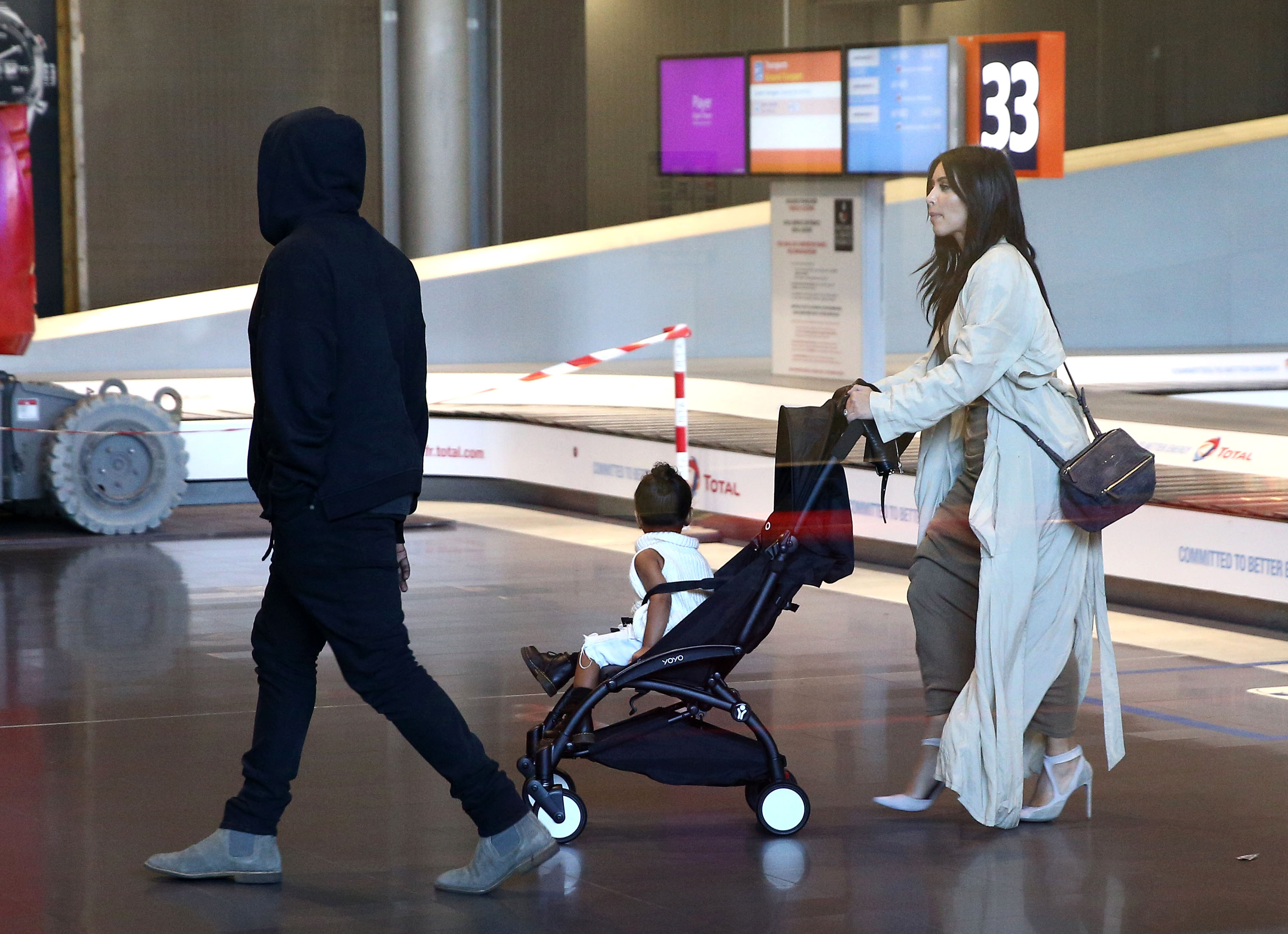 Access_Kardashian_05.jpg