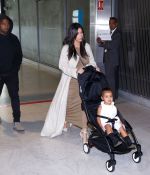 Access_Kardashian_01.jpg