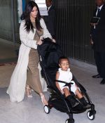 Access_Kardashian_06.jpg