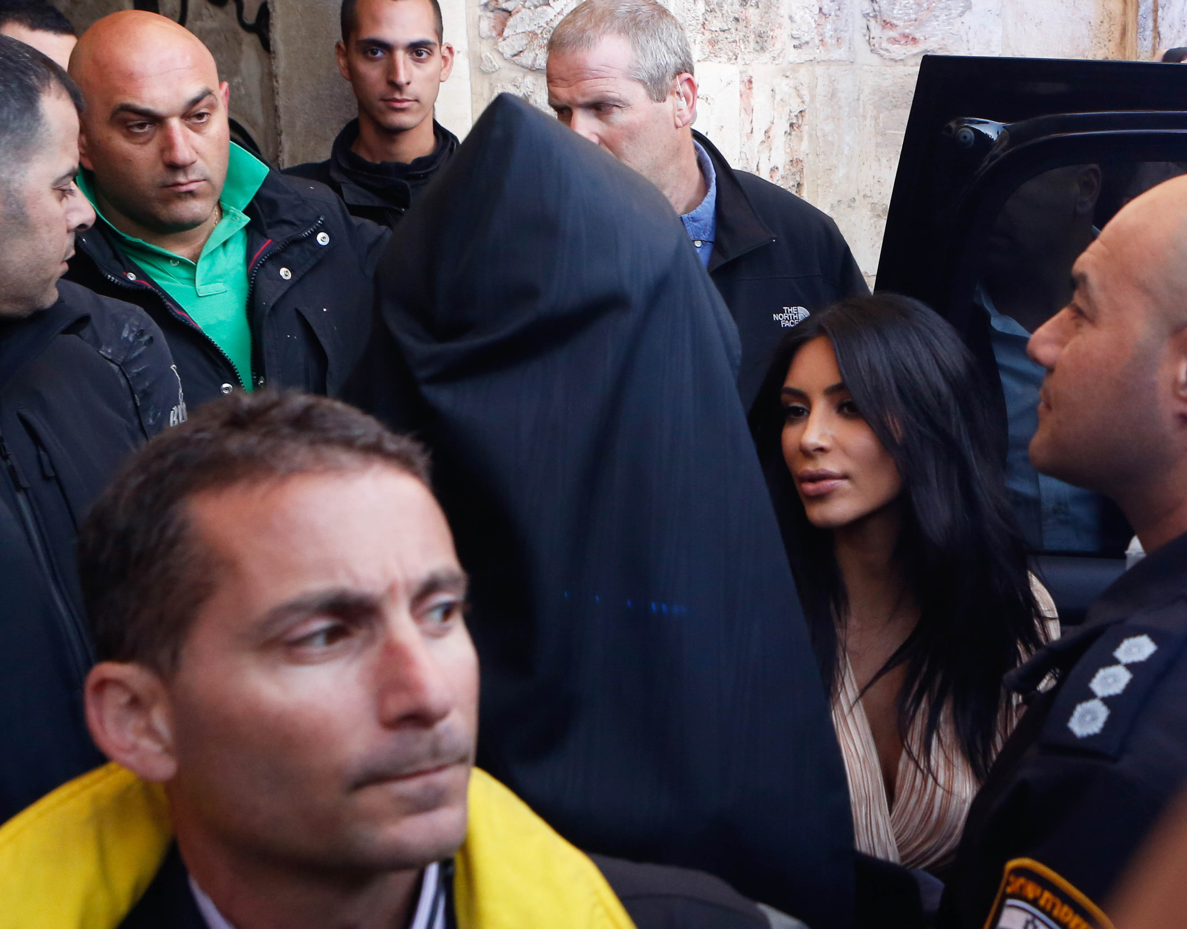 Access_Kardashian_05.jpg