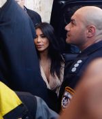 Access_Kardashian_01.jpg