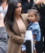 Access_Kardashian_06.jpg