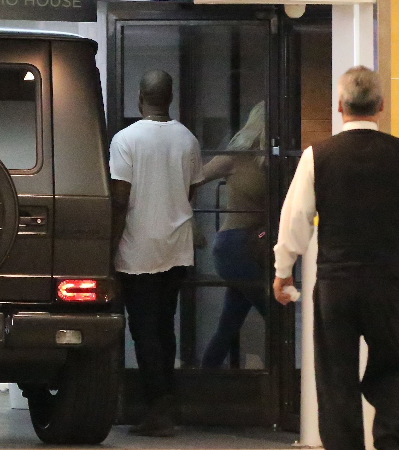 Access_Kardashian_03.jpeg