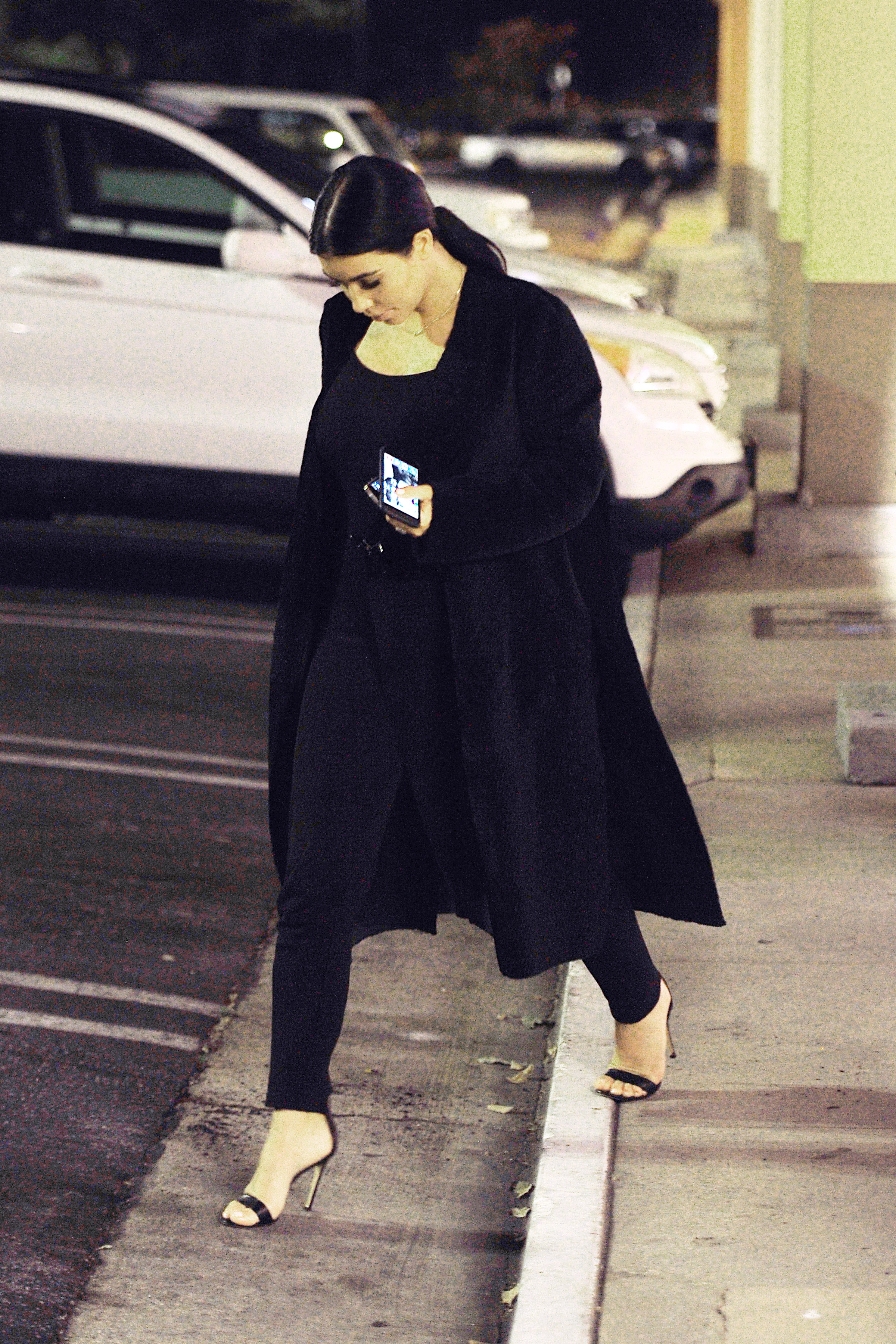 Access_Kardashian_05.jpg
