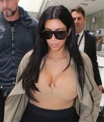 Access_Kardashian_08.jpg